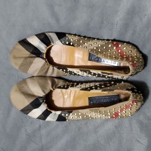Burberry Flats Size 38